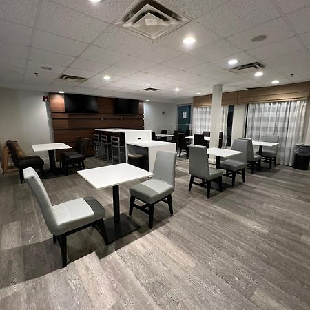 Wingate By Wyndham Dublin Near Claytor Lake State Park Exterior photo